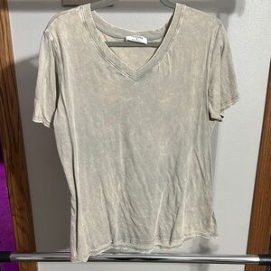Zenana V-Neck Beige T-Shirt